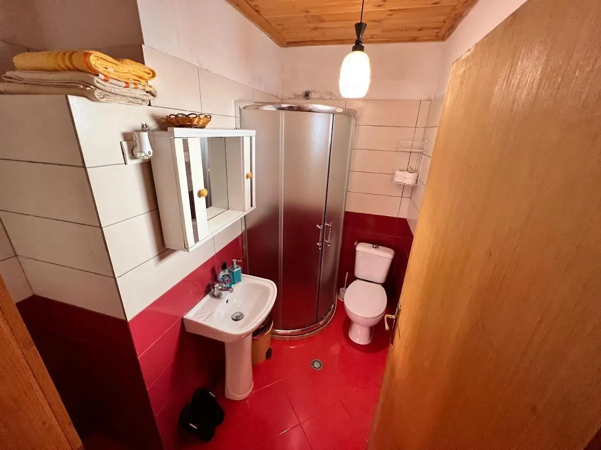 Rooms Merlika -Inside The Castle- Kruja 2*,